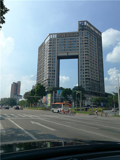 尊贵礼遇,享受奢华 尊贵礼遇,享受奢华